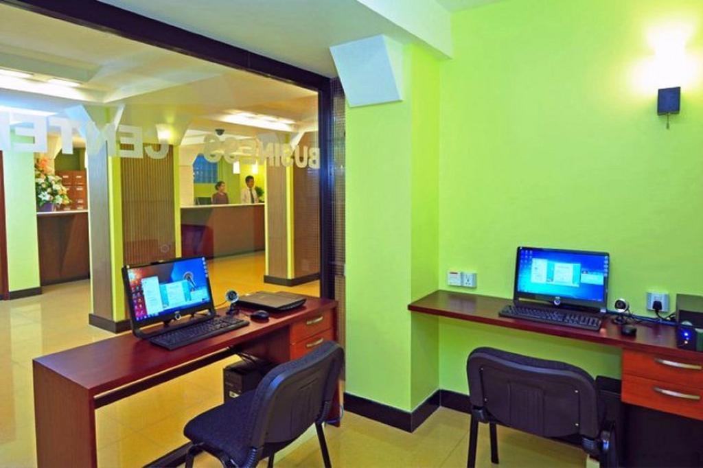 Clover Hotel Yangon Luaran gambar