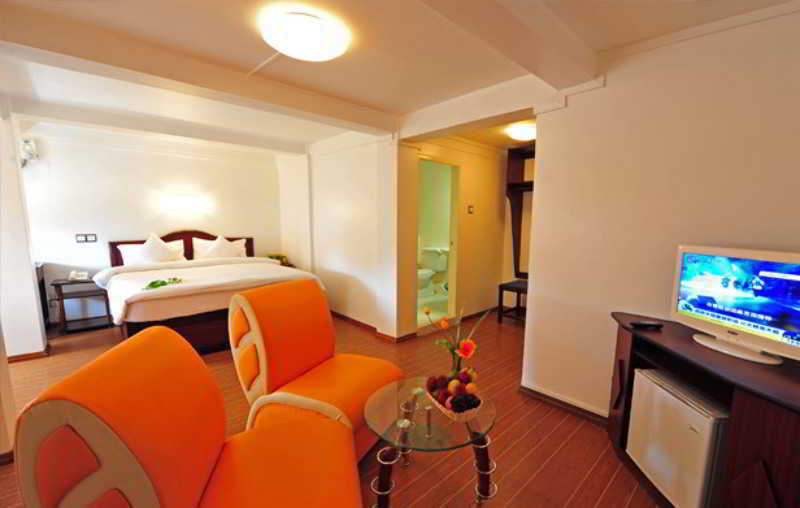 Clover Hotel Yangon Luaran gambar