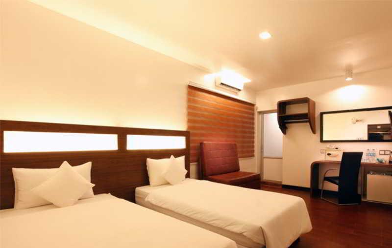 Clover Hotel Yangon Luaran gambar