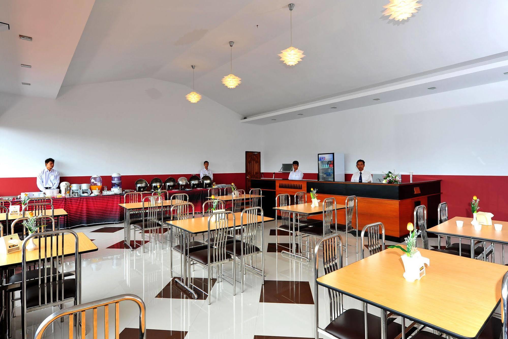 Clover Hotel Yangon Luaran gambar